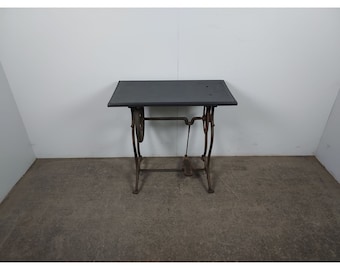 Simple 1920,s Table On A Sowing Machine Base # 194651 Shipping is not a 1.00 Shipping is not free please contact us before purchase Thanks