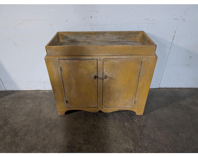 Mid 1800,s Mustard Paint Dry Sink # 196102 Shipping is not a 1.00 Shipping is not free please contact us before purchase Thanks