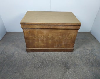 Mid 1800,s Grain Painted Pine Blanket Chest # 191364 Shipping is not a 1.00 Shipping is not free please contact us before purchase Thanks