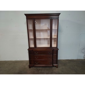 1940,S MAHOGANY CABINET # 190772 Shipping is not a 1.00 Shipping is not free please contact us before purchase Thanks