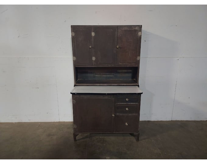 1900,S METAL HOOSIER CABINET # 193231 Shipping is not free please conatct us before purchase Thanks