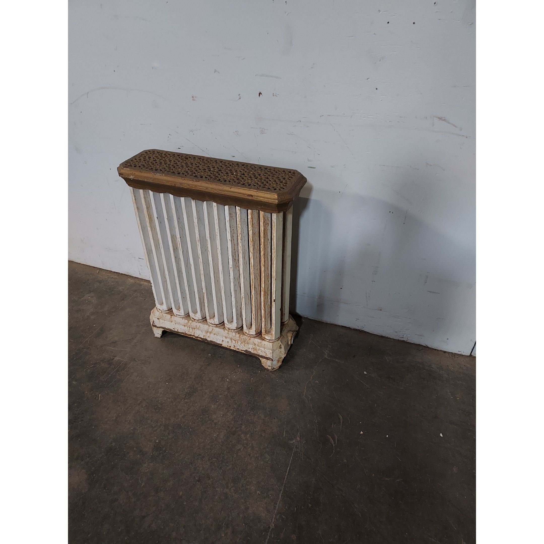 Mid 1800,s Cast Iron Radiator # 194560 Shipping is not a 1.00 Shipping ...