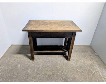 Simple 1920,s Mission Oak Desk # 200447 Shipping is not a 1.00 Shipping is not free please contact us before purchase Thanks