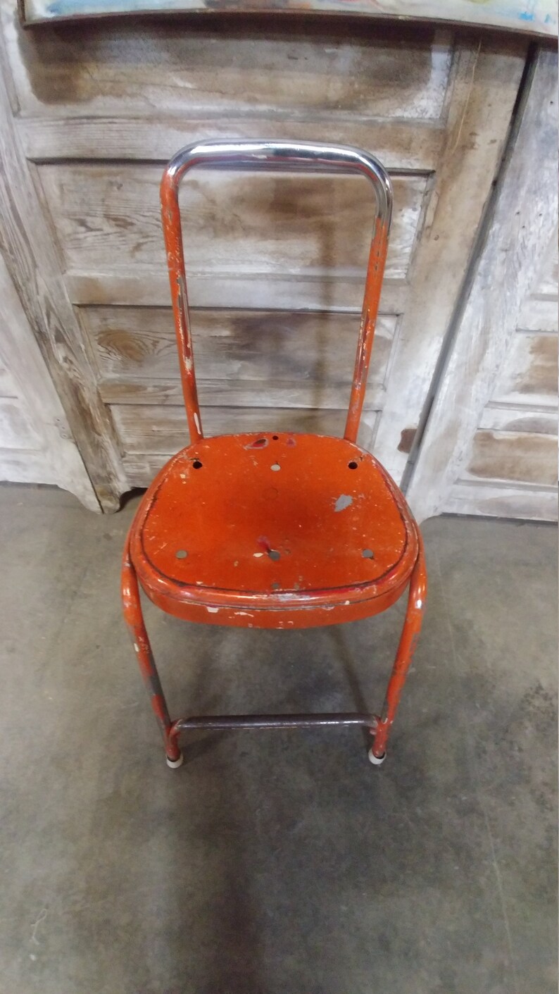 VINTAGE METAL STOOL # 183118