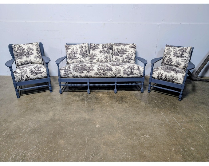 1940,s Vermont Settee And Two Chairs # 201316 Shipping is not a 1.00 Shipping is not free please contact us before purchase Thanks