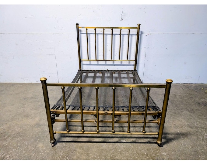 MID 1800,S BRASS BED # 198664 Shipping is not a 1.00 Shipping is not free please contact us before purchase Thanks