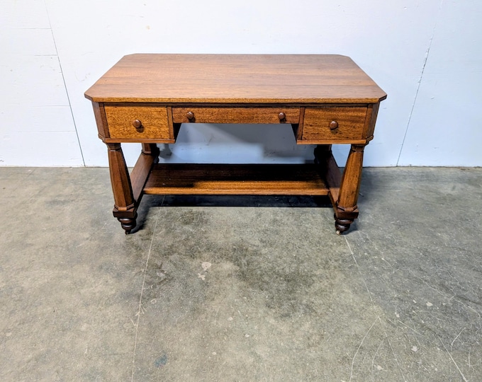 1910 OAK MISSION DESK # 200203 Shipping is not a 1.00 Shipping is not free please contact us before purchase Thanks