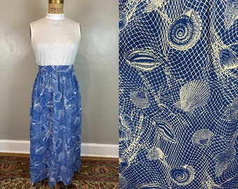 Blue & White Sleeveless Seashell Maxi Dress / 1970s / small / beach spring summer womens print pattern sundress