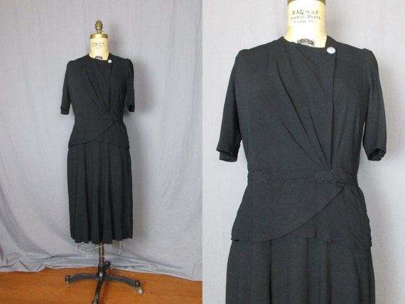 Black Short Sleeve Dress with Pearlescent Buttons