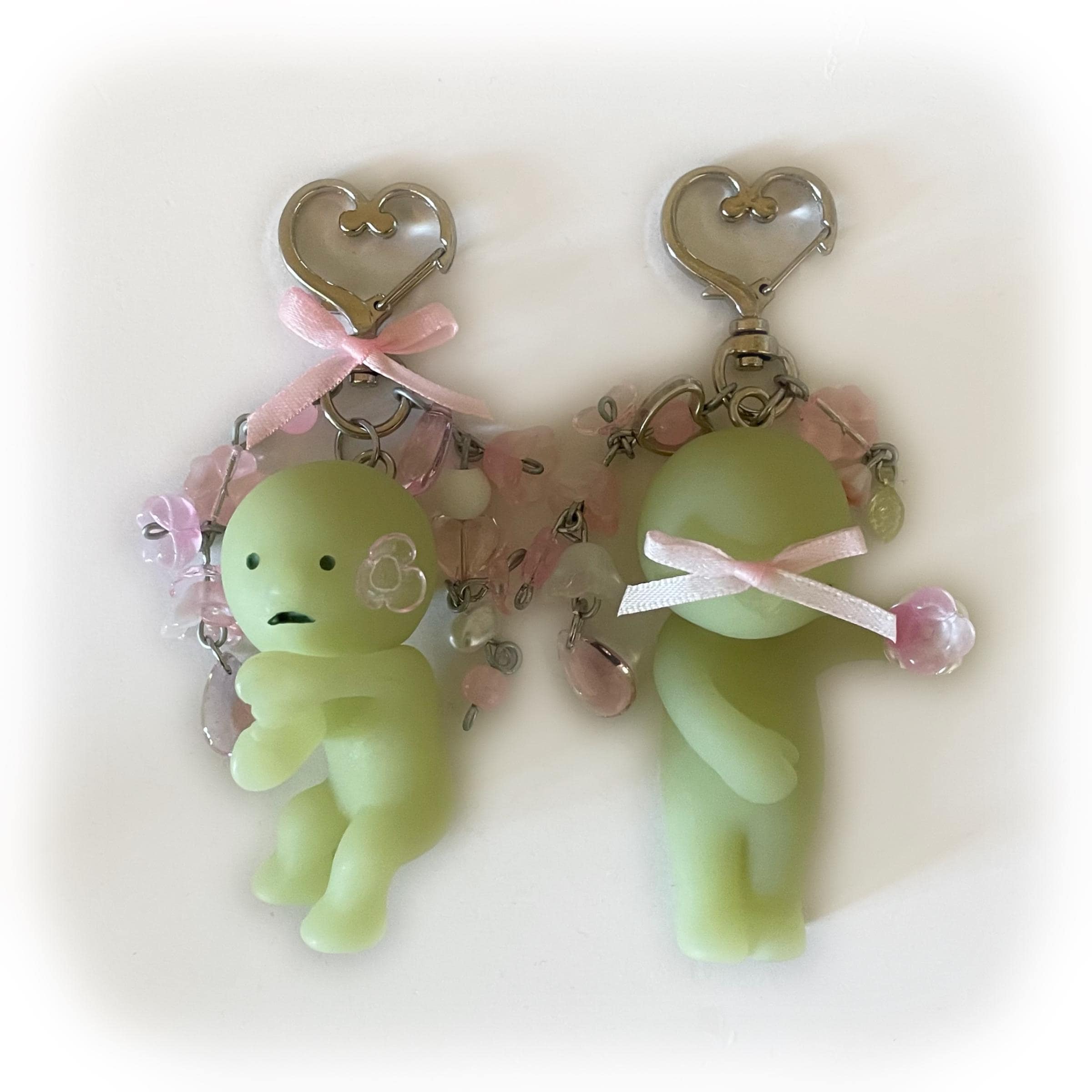 Smiski keychain - Etsy 日本
