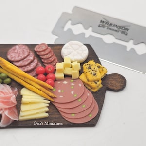 Dollhouse miniature antipasti board &quot;C&quot; in 1:12 scale