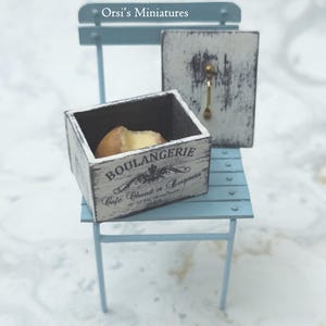 Dollhouse miniature bread box &quot;B&quot; in 1 inch scale