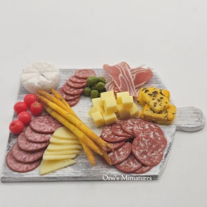 Dollhouse miniature antipasti board &quot;D&quot; in 1:12 scale