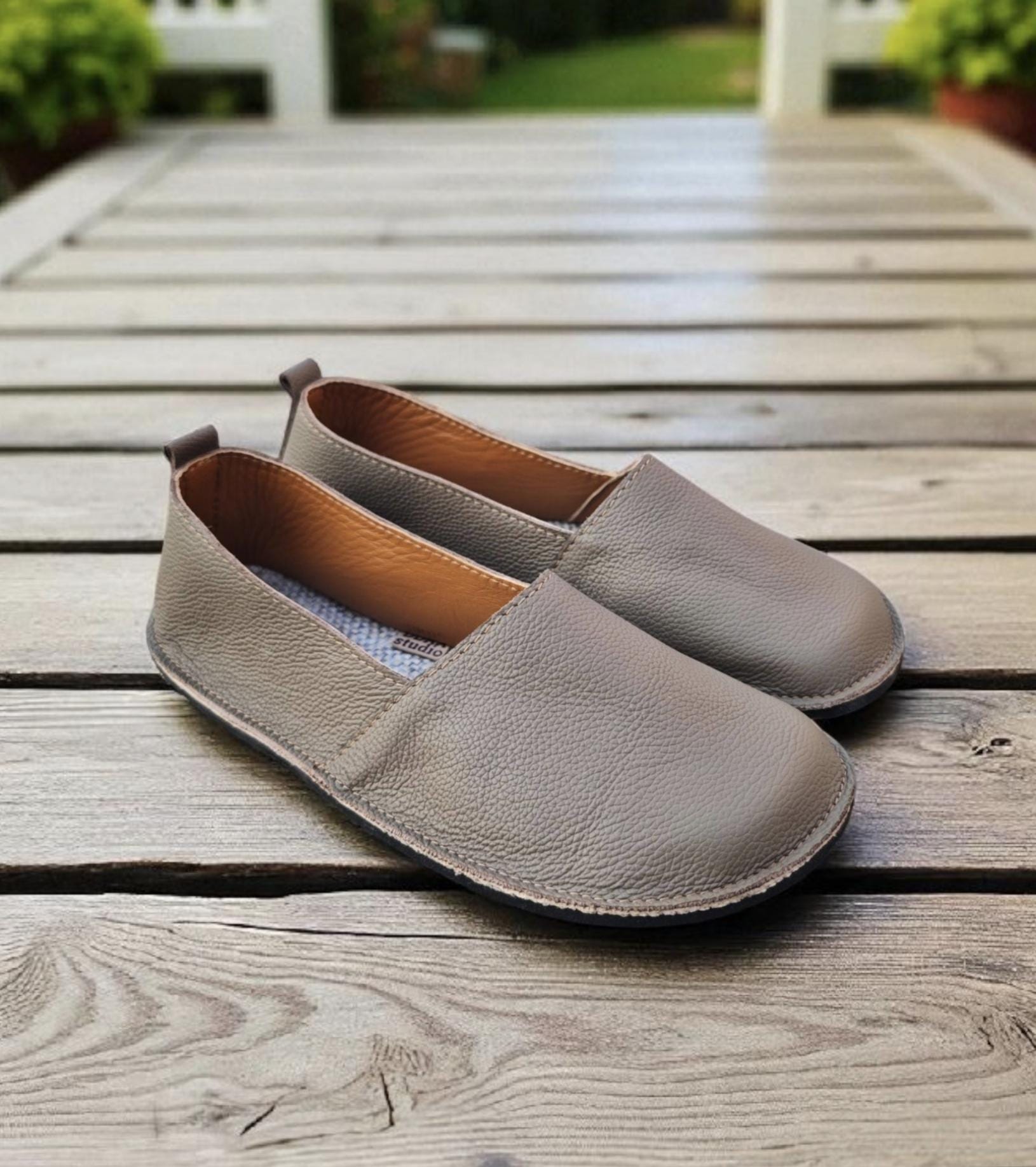 Mocassins Ballerines Plats Massimo Dutti - Cuir Bordeaux, Taille 37 EU, Comme Neuf En Boîte