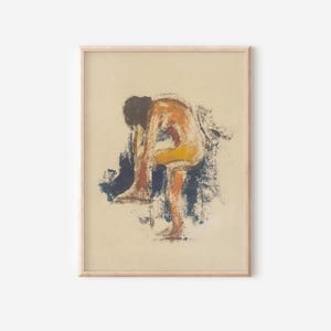 Könnte beinhalten: Gerahmter Kunstdruck mit einer sitzenden Figur. Das Kunstwerk verwendet Orange-, Gelb- und Blautöne mit sichtbaren Pinselstrichen. Der Druck befindet sich in einem hellen Holzrahmen, der sich für die Wanddekoration eignet.