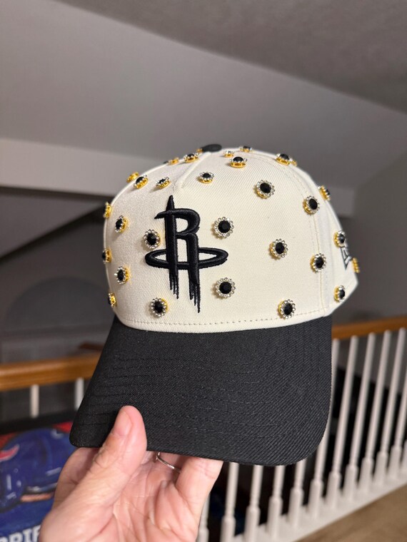Blingedout & Bedazzled Hats - Etsy display picture 1