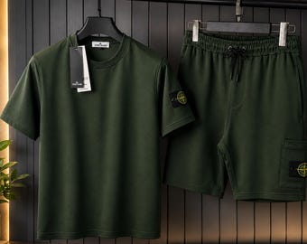 Completo estivo da uomo Stone Island (maglietta e pantaloncini)
