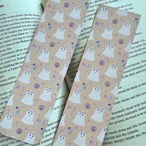 Spooky Cute Halloween Bookmark – Witchy Bookish Gift | Cute Bookmark for Readers | Bookish Girl | Bookish Gift | Fall Bookmark | Book lover