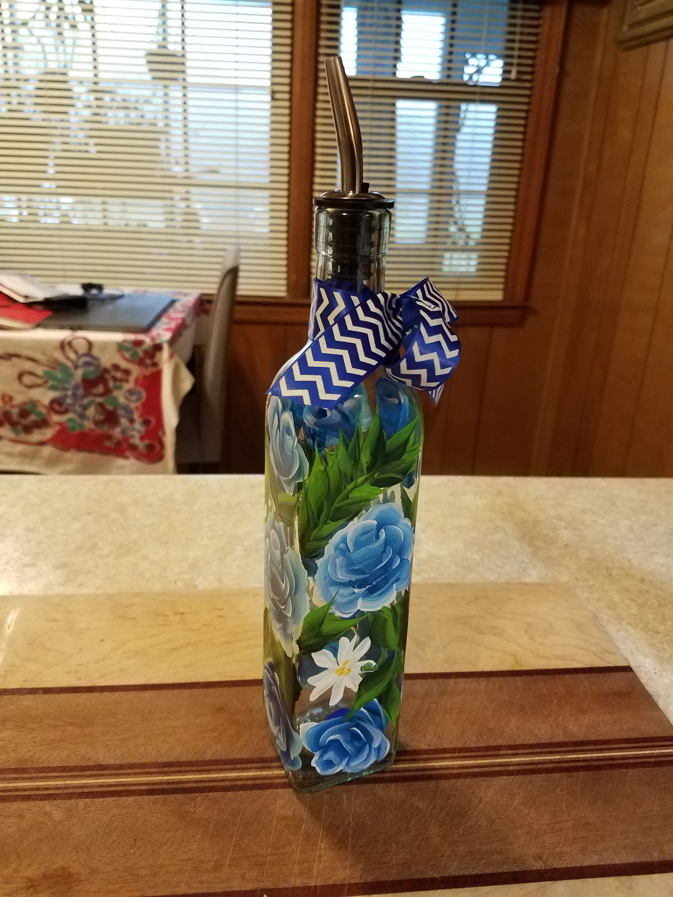 Botella de rosa azul pintada a mano para jabón líquido | Etsy