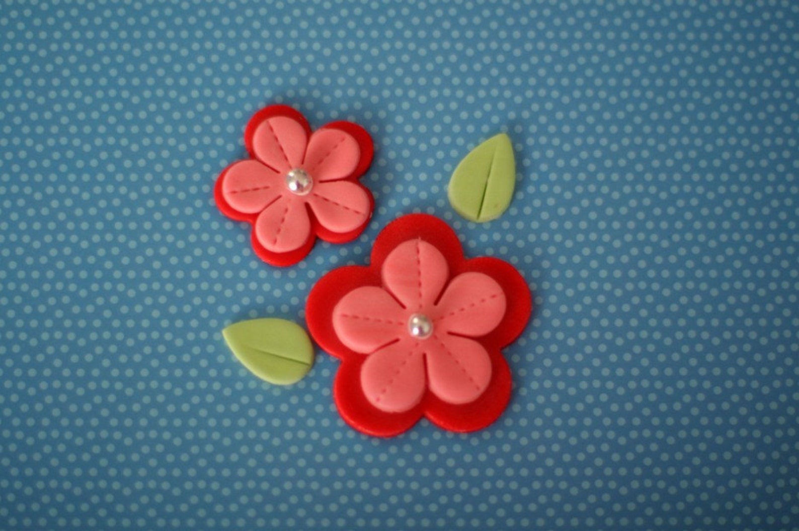 Fondant Flowers and Leaves for Decorating Cakes Cupcakes Etsy