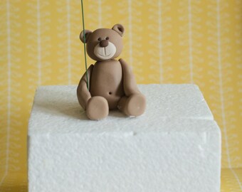 Fondant Bear with a Balloon Perfect for a Smash Cake, Cupcake or a Birthday Cake