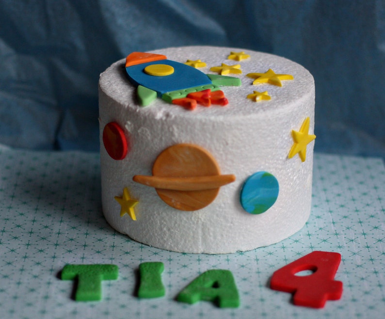 Fondant Rocket, Stars and Planet Cake Decorations for a Space Party Birthday Cake image 3