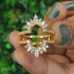 Rehausseur de chemisier marquise 2 carats et diamants ronds ronds • Plaqué or jaune 14 carats • Argent sterling 925 • Insert de protection