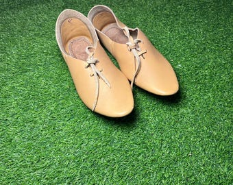 Handmade Medieval Latchet Turn Shoes | Poulaine Footwear for SCA, LARP, Renaissance Sizes 5-15