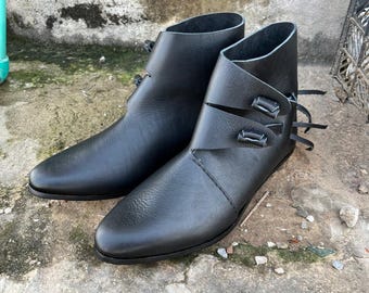 Handmade Viking Leather Toggle Shoes – Authentic Norse Turn Footwear (Sizes 5-15)