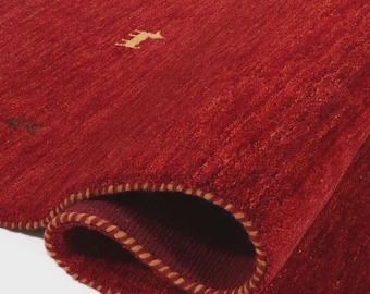 Handwoven Red Wool Gabbeh Rug: Bohemian Hand-Knotted Carpet