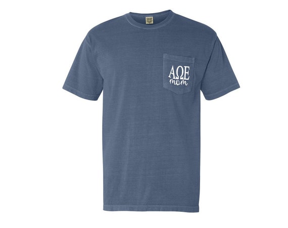 Alpha Omega Epsilon Mom Comfort Color Pocket T-shirt