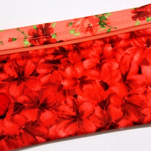 Side Kick Red Geraniums Bag