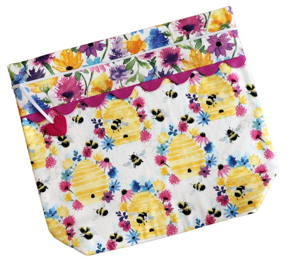 MORE2LUV Bright Bee Hive Project Bag