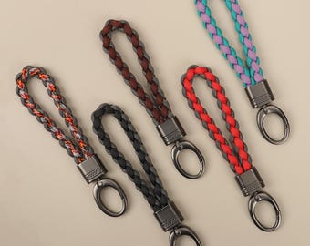 Craftsman-made woven rope keychain with horseshoe buckle – dual-purpose for key storage and bag decoration, wear-resistant