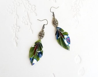 Origami Jewelry - Japanese Origami Leaf Earrings with Antique Gold Toned Brass No.3719