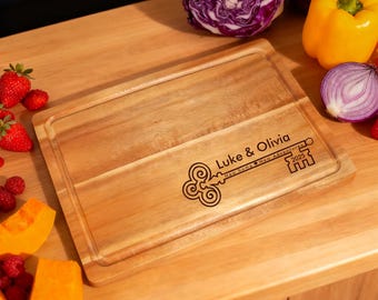 Regalo personalizado para inauguración de casa: tabla de cortar de madera grabada - Regalo para un nuevo hogar
