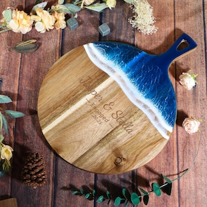 Personalized Cutting Board Wedding Gift/Ocean Resin Cheese Board/Engagement Gift for Couple/Housewarming Gift/Engagement Couple Unique Gift