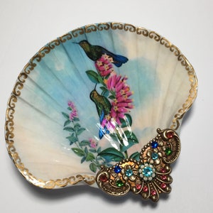 Decoupaged Shell Jewelry Dish: Hummingbird, Flowers, Rhinestone Filigree