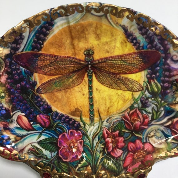 Dragonfly dish Decoupaged Shell Jewelry DishDragonfly Shell Dish Jewelry Dish Shell Trinket Dish Shell Jewelry Dish