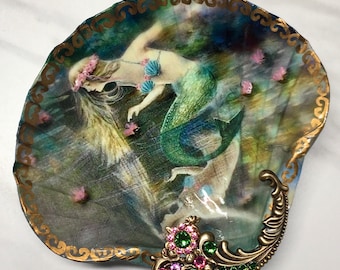 Decoupaged Shell Jewelry Dish, A Mermaids Reflections Large Shell Jewelry Dish, Ring Dish, Beach Decor