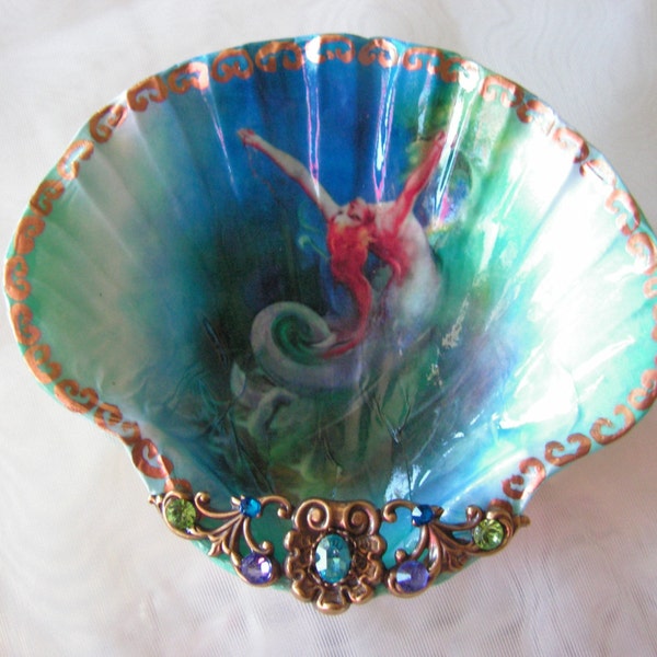 Decoupaged Shell Jewelry Dish Freedom Of The Sea Mermaid Shell Medium Jewelry Dish