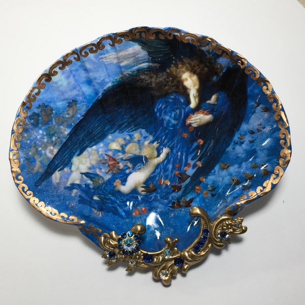 Jewelry Dish, Shell Dish, Night With Her Train Of Stars Victorian Angels Large Shell Jewelry Dish Trinket Dish