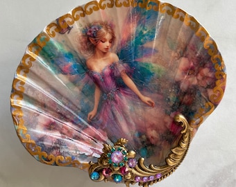 Plato para joyería con conchas de hadas decoupage: Plato para baratijas con diamantes de imitación, decoración costera