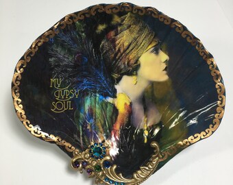 Gypsy Soul, Shell Jewelry Dish, Shell Art, Ring Dish, Jewelry Storage, Unique Gift, One of A Kind, Alter dish