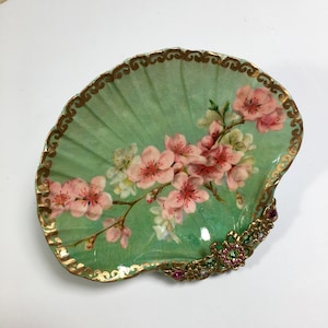 Decoupaged Shell Jewelry Dish: Cherry Blossom Trinket Ring Dish