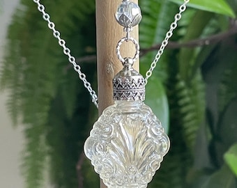 Elegant Vintage Glass Perfume Bottle Necklace with Silver Accents