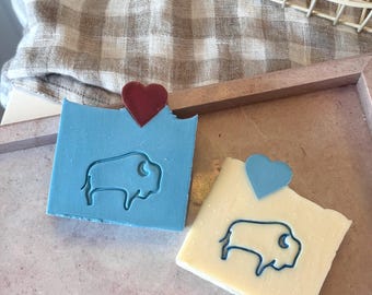Handgemachte handwerkliche Kaltprozess Seife Natürliche Sheabutter Buffalo Liebe Souvenir Geschenk Rechnungen Fans