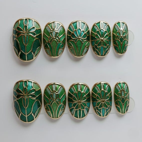Emerald Green Art Nouveau Press On Nails Gold Outline Luxury Vintage Almond Fake Nails Stained Glass Nail Art Set
