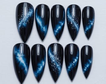 Uñas con diseño de ojo de gato en color azul almendra, uñas postizas, uñas de ojo de gato con pegamento, uñas reutilizables, uñas postizas de gelatina, uñas navideñas con brillo brillante.