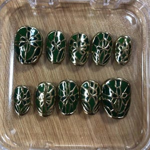 Emerald Green Art Nouveau Press On Nails Gold Outline Luxury Vintage Almond Fake Nails Stained Glass Nail Art Set image 2